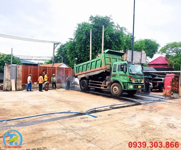 THI CÔNG SÂN THỂ THAO