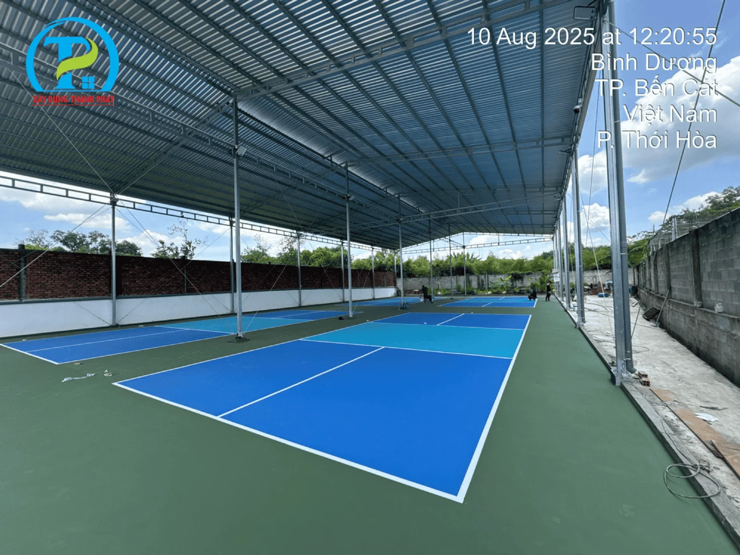 doi-ngu-thanh-phat-thi-cong-san-pickleball