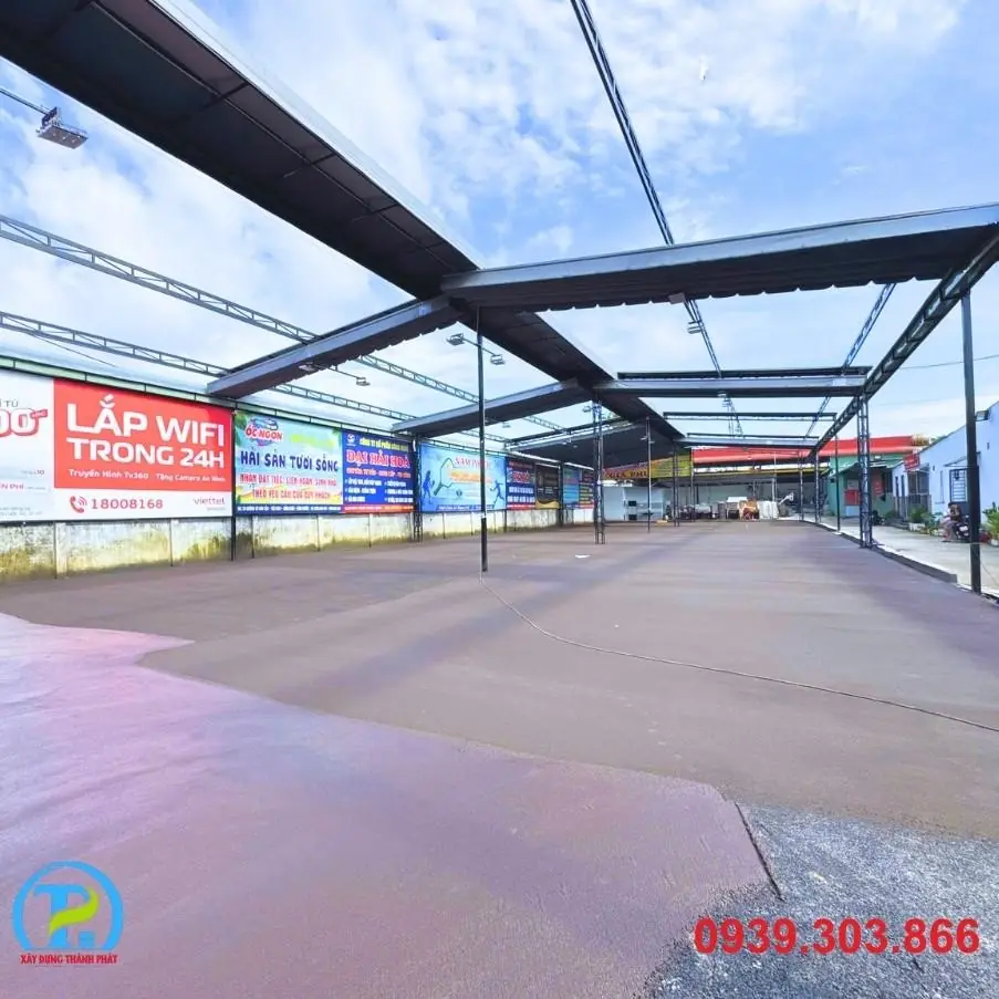 Đ&egrave;n s&acirc;n Pickleball chống l&oacute;a