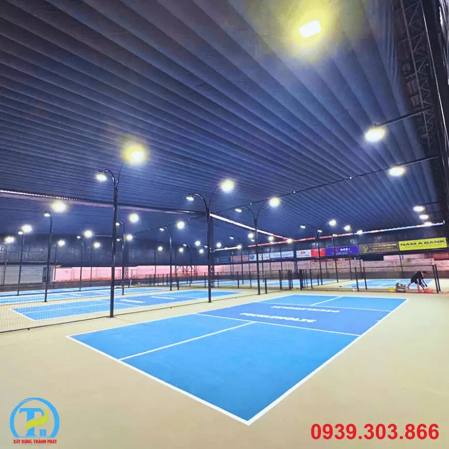 LẮP ĐÈN SÂN PICKLEBALL CHỐNG LÓA & TIẾT KIỆM ĐIỆN 30%